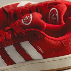 Leder Sneaker|Chunky Sneaker*Adidas Campus 00s Better Scarlet / Cloud White / Off White