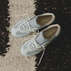 Leder Sneaker|Terrace Casual Sneaker*Adidas Gazelle Indoor Supplier Color / Wonder White / Supplier Color