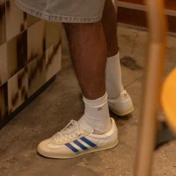 Leder Sneaker|Terrace Casual Sneaker*Adidas Gazelle Indoor Off White / Focus Blue / Warm Vanilla