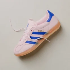 Leder Sneaker|Terrace Casual Sneaker*Adidas Gazelle Indoor W Clear Pink / Lucid Blue / Gum