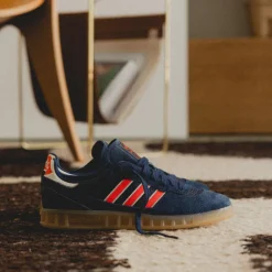 Leder Sneaker|Terrace Casual Sneaker*Adidas Handball Top RM Night Indigo / Solar Red / Core White