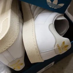 Leder Sneaker|Terrace Casual Sneaker*Adidas Jabbar Low Footwear White / Orbital Grey / Crew White