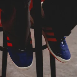 Leder Sneaker|Terrace Casual Sneaker*Adidas Java Night Sky / Vivid Red / Footwear White