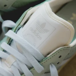 Leder Sneaker|Terrace Casual Sneaker*Adidas Samba OG Hazy Green / Sky Tint / Off White