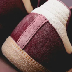 Leder Sneaker|Terrace Casual Sneaker*Adidas Samba OG W Sand Strata / Maroon / Warm Clay