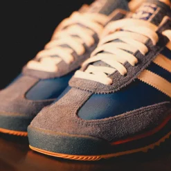 Leder Sneaker|Terrace Casual Sneaker*Adidas SL 72 RS Blue / Core White / Beta Scarlett