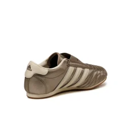 Leder Sneaker|Terrace Casual Sneaker*Adidas Taekwondo W Earth Strata / Cream White / Gum