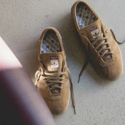 Leder Sneaker|Terrace Casual Sneaker*Adidas Tobacco Brown Desert / Cardboard / Gum
