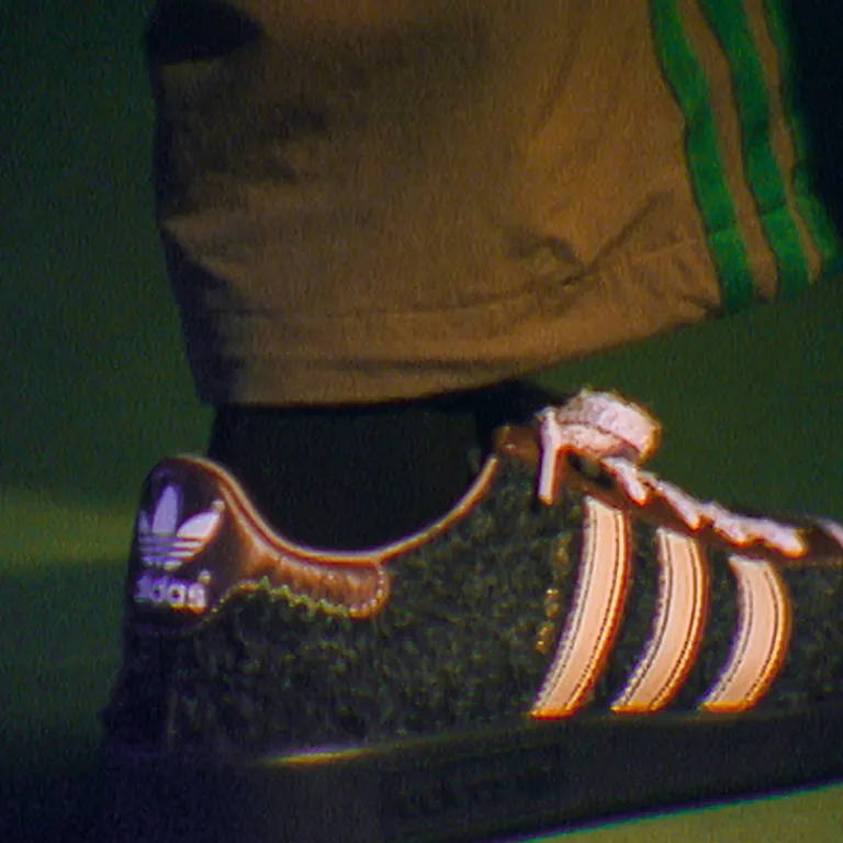 Leder Sneaker|Terrace Casual Sneaker*Adidas x Brain Dead Forest Hills Core Black / Pantone / Branch
