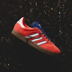 Leder Sneaker|Terrace Casual Sneaker*Adidas x MLS Gazelle *New England Revolution* Birght Red / Footwear White / Nightsky