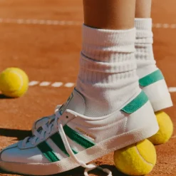 Leder Sneaker|Weiße Sneaker*Adidas x Sporty & Rich Blanc Footwear White / Off White / Court Green