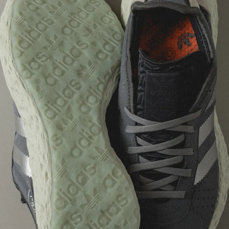 Vegane Sneaker*Adidas ZPONGE Grey Four / Metallic Silver / Solar Red