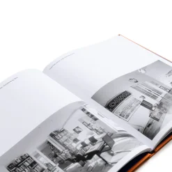 Bücher & Magazine*Apartamento Berlin Living Rooms uni