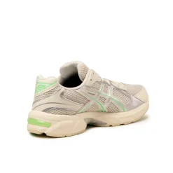 Retro Runner*Asics GEL-1130 Pale Oak / Menthol
