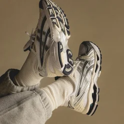 Vegane Sneaker|Weiße Sneaker*Asics GEL-Kayano 14 White / Midnight