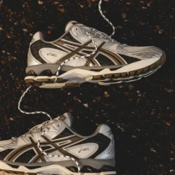 Vegane Sneaker|Retro Runner*Asics GEL-Nimbus 10.1 Cream / Pure Silver