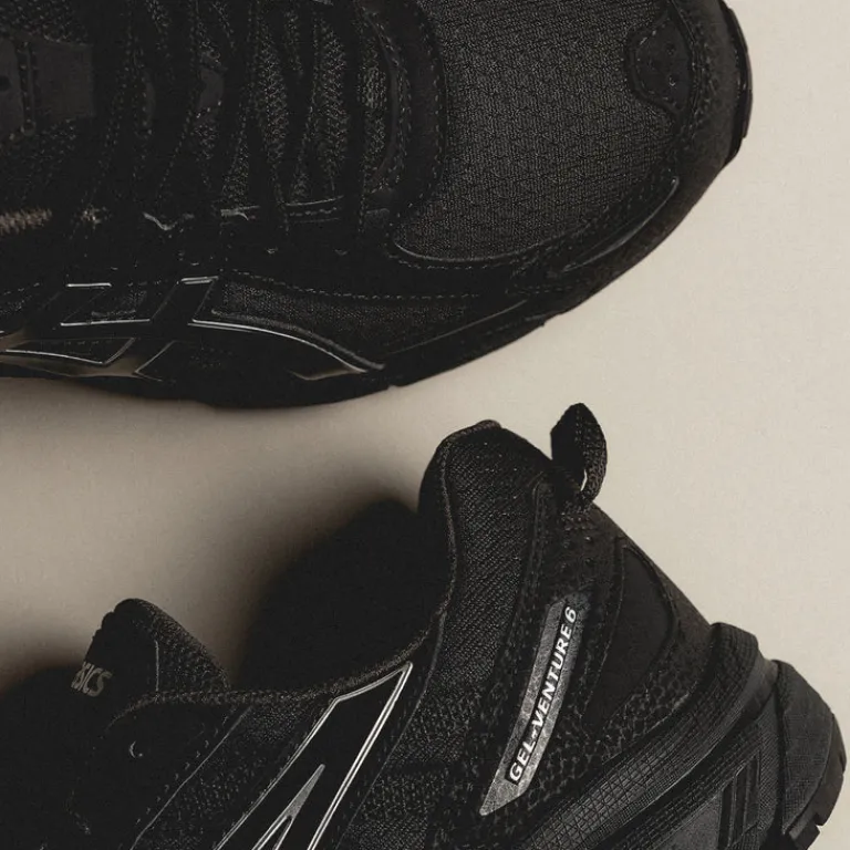 Vegane Sneaker|Retro Runner*Asics GEL-Venture 6 Black / Black / Black
