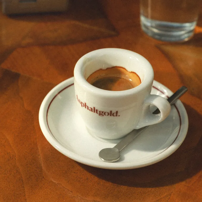 Geschirr*Asphaltgold Espresso Set White / Brown