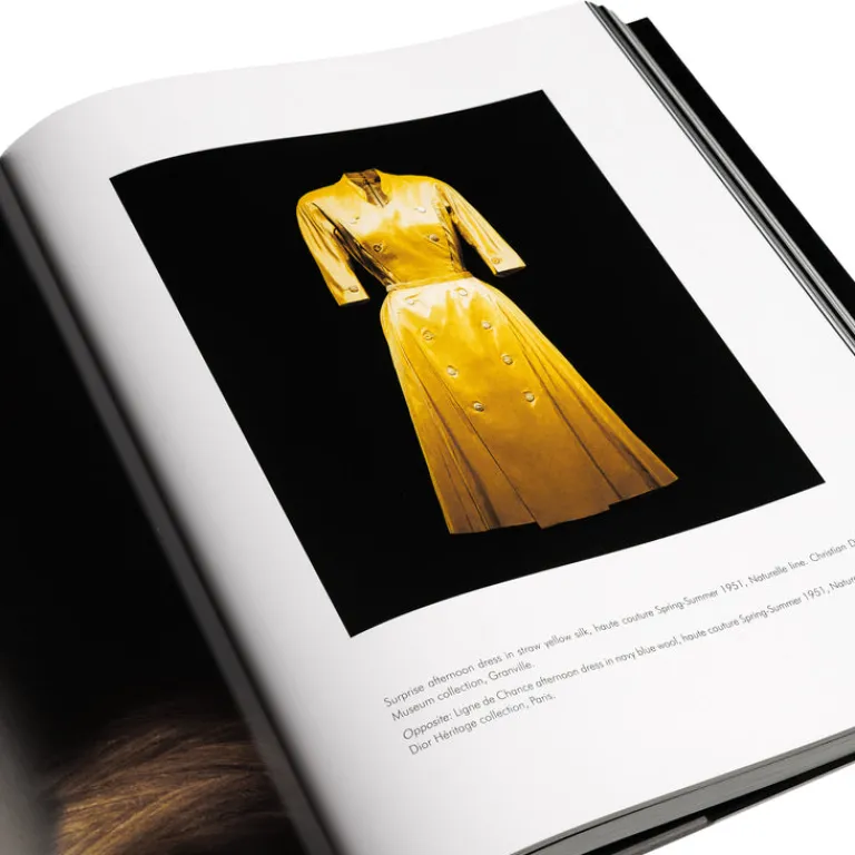 Bücher & Magazine*Assouline Dior by Christian Dior