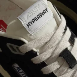 Leder Sneaker|Retro Runner*Autry Hyperway W *Suede / Mesh* Black / Silver