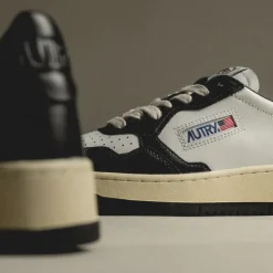 Leder Sneaker*Autry Medalist W White / Black