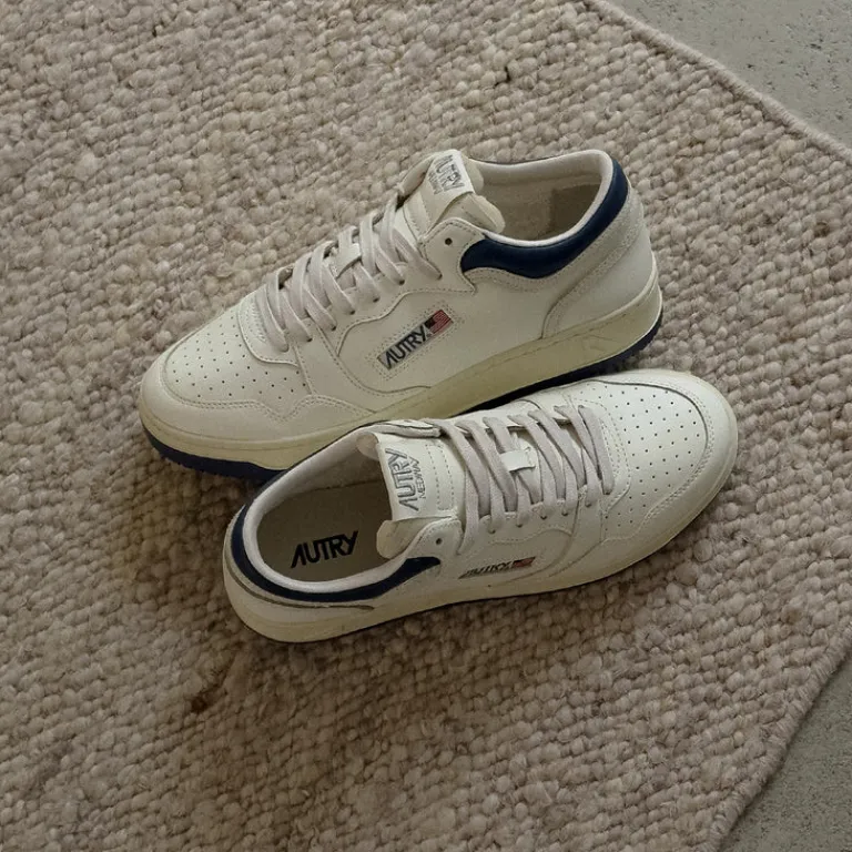 High-Top Sneaker|Leder Sneaker*Autry Med-Way Mid *Leather / Crack* Blue / Marshmallow