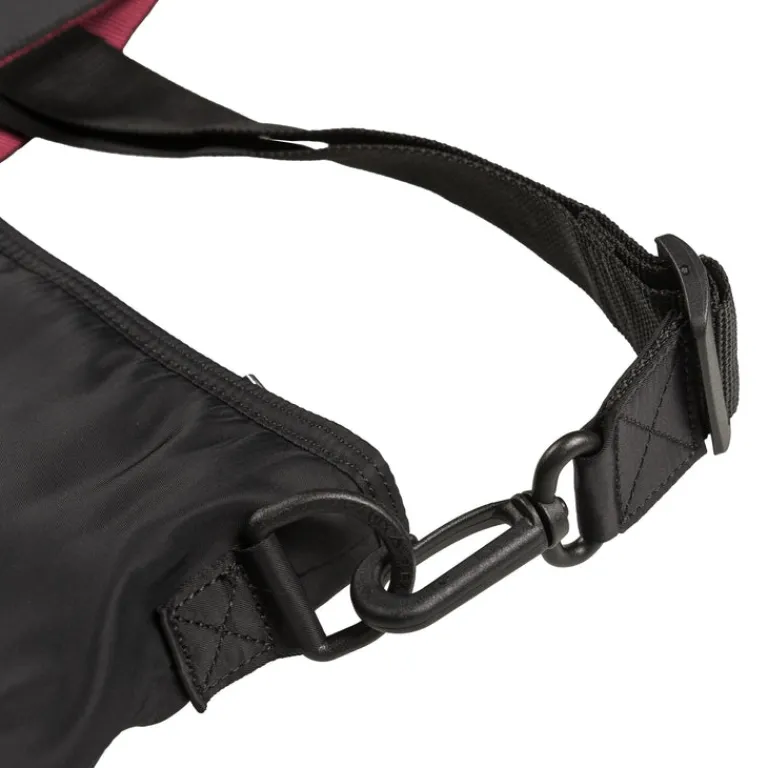 Taschen*Carhartt WIP Alumni Tote Bag Black / Scarlet