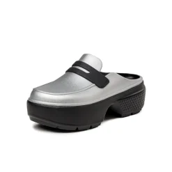 Vegane Sneaker|Loafer*Crocs Stomp Metallic Loafer Silver / Black