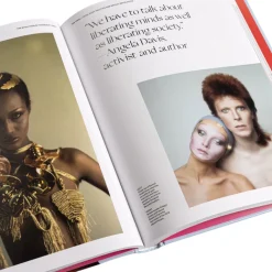 Bücher & Magazine*GESTALTEN The New Beauty