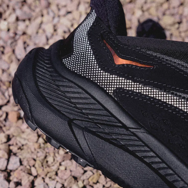Vegane Sneaker|Outdoor Sneaker*HOKA Project Transport Black / White
