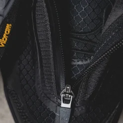 Vegane Sneaker|Outdoor Sneaker*HOKA Project Transport Carbon Black / Black