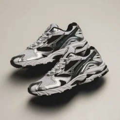 Leder Sneaker|Weiße Sneaker*Mizuno Wave Rider 10 White / Silver / Black
