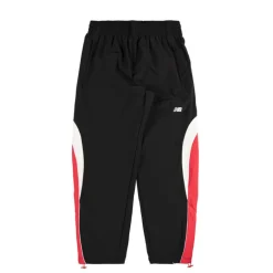 Jogginghosen*New Balance In Game Woven Track Pant Black / Red / White