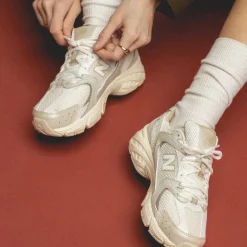 Vegane Sneaker|Retro Runner*New Balance MR530AA Beige / Angora