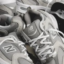 Leder Sneaker|Retro Runner*New Balance MR530CK Raincloud / Shadow Grey
