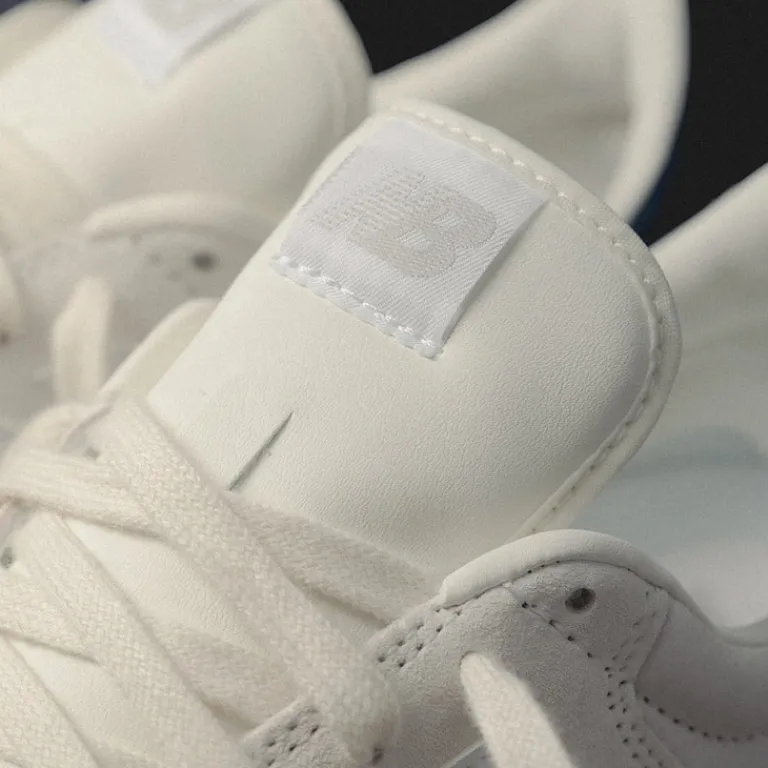 Leder Sneaker|Terrace Casual Sneaker*New Balance T500NAV Sea Salt