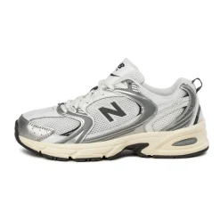 Vegane Sneaker|Weiße Sneaker*New Balance U530ESA Silver Metallic / Black Cement