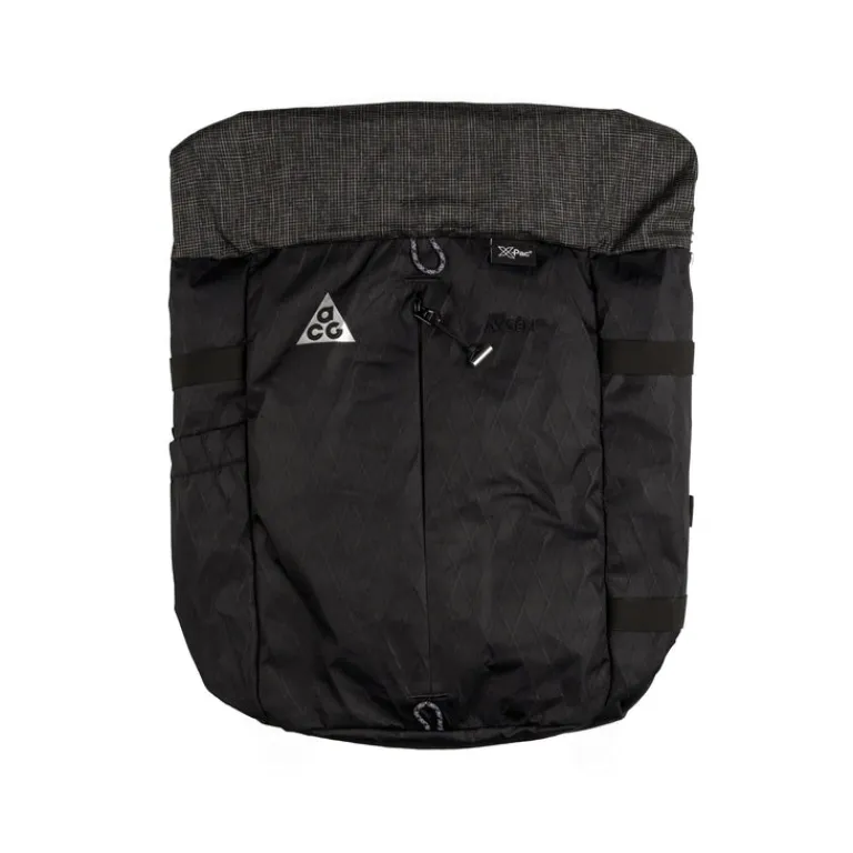 Taschen*Nike ACG Aysen Backpack Black / Black / Metallic Silver