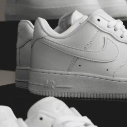 Leder Sneaker|Weiße Sneaker*Nike Air Force 1 '07 *Fresh* White / White / White