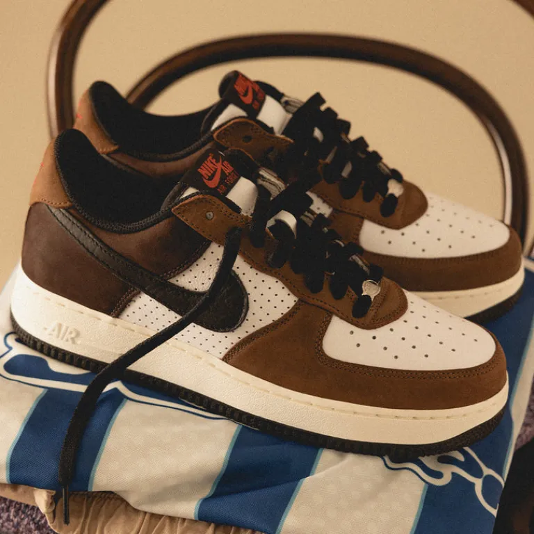 Leder Sneaker*Nike Air Force 1 Low Retro White / Black / Bison