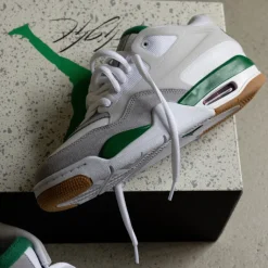 High-Top Sneaker|Weiße Sneaker*Jordan Nike Air 4 RM White / Pine Green / Neutral Grey / Wolf Grey