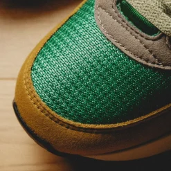 Retro Runner*Nike Air Max 1 '86 OG *Big Bubble* *Powerwall BRS* Classic Green / Ember Glow / Olive Grey