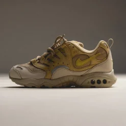 Leder Sneaker|Outdoor Sneaker*Nike Air Terra Humara SP Sesame / Saturn Gold / Sanddrift