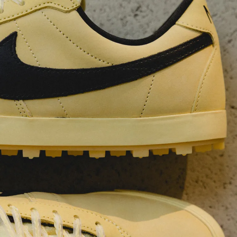 Leder Sneaker*Nike Astrograbber QS Soft Yellow / Black / Sail / Safety Orange