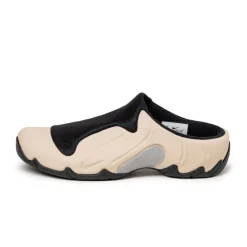 Vegane Sneaker|Mules & Slides*Nike Clogposite Sanddrift / Black / Metallic Silver