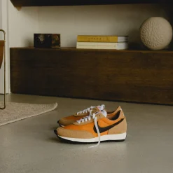 Leder Sneaker|Retro Runner*Nike Daybreak SP Flax / Velvet Brown / Monarch / White