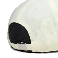 Caps & Bucket Hats*Nike Dri-Fit Club Structured Metal Logo Cap Coconut Milk / Metallic Silver