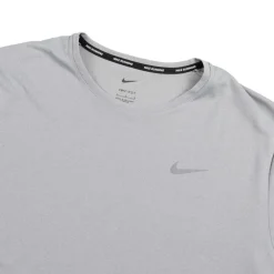 Running|T-Shirts*Nike Dri-Fit Miler UV Running Top Grey Fog / Particle Grey / Heather / Reflective Silver