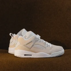 Leder Sneaker*Jordan Nike Spizike Low Sanddrift / Vast Grey / White