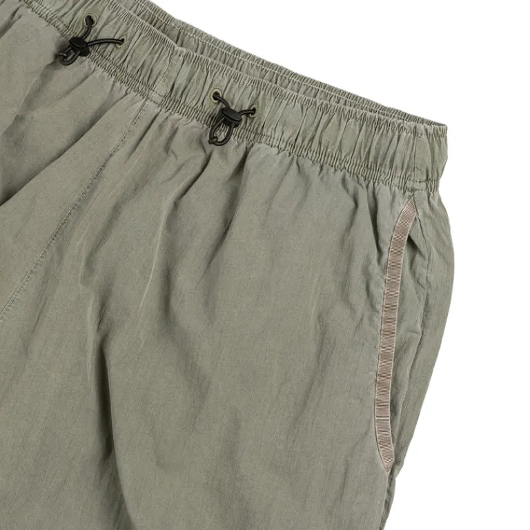 Hosen*Nike Tech Woven Pants Light Army / Black